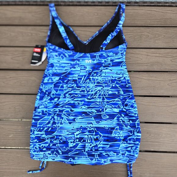 TYR Durafast Elite Lucid V-Neck  Sheath One Piece Swimsuit Women Size 8 New - Picture 2 of 2